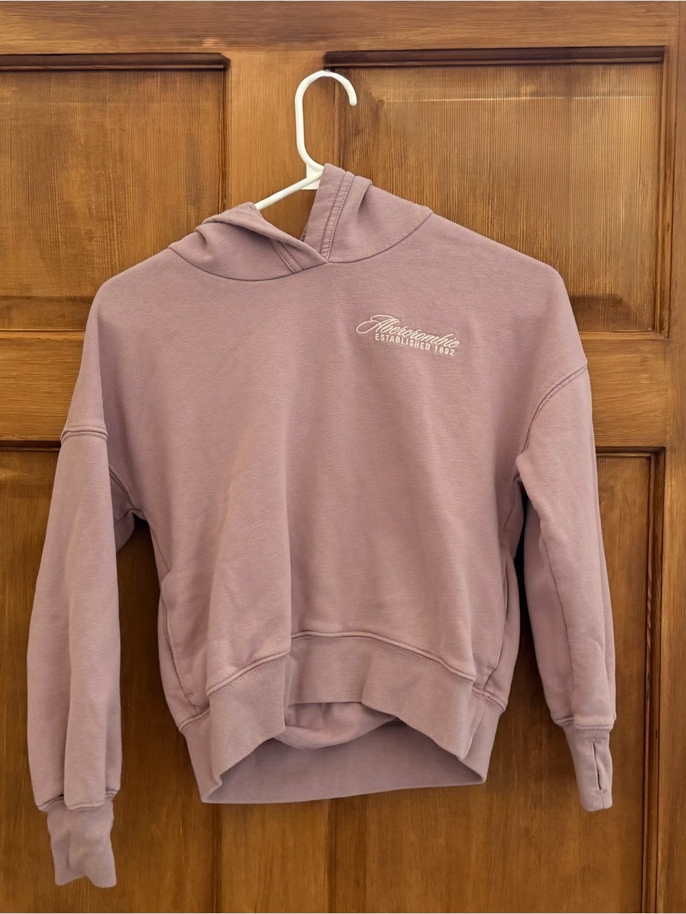 Sweater Subcategory Identification - Picture 2 of 4